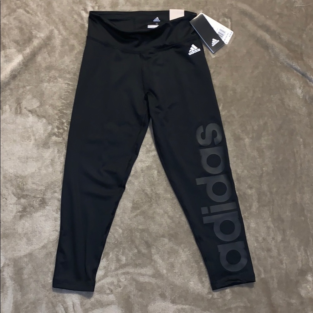 Adidas short leggings